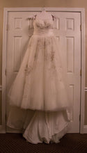 Load image into Gallery viewer, David&#39;s Bridal &#39; Strapless Ball Gown&#39; - David&#39;s Bridal - Nearly Newlywed Bridal Boutique - 4
