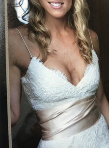 Monique Lhuillier 'Swan Lake' - Monique Lhuillier - Nearly Newlywed Bridal Boutique - 1