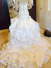 Load image into Gallery viewer, Custom &#39;Sophia&#39;s Dream&#39; - custom-made - Nearly Newlywed Bridal Boutique - 2
