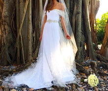 Load image into Gallery viewer, Christian Siriano &#39;Custom&#39; - CHRISTIAN SIRIANO - Nearly Newlywed Bridal Boutique - 1

