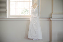 Load image into Gallery viewer, Augusta Jones &#39;Tia&#39; - Augusta Jones - Nearly Newlywed Bridal Boutique - 1
