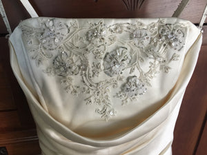 Yolanda 'Irene' size 8 used wedding dress front view of bodice