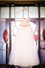 Load image into Gallery viewer, Reem Acra &#39;Coral Bells&#39; - Reem Acra - Nearly Newlywed Bridal Boutique - 3

