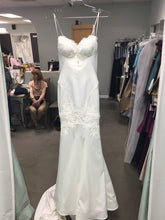 Load image into Gallery viewer, Pnina Tornai &#39;Fit and Flare&#39; size 6 new wedding dress front view on hanger
