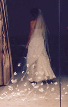 Load image into Gallery viewer, Anne Barge &#39;La Fleur&#39; - Anne Barge - Nearly Newlywed Bridal Boutique - 2
