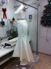 Load image into Gallery viewer, Romona Keveza Silk Mermaid Wedding Dress - Romona Keveza - Nearly Newlywed Bridal Boutique - 4
