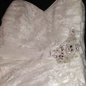 Load image into Gallery viewer, Maggie Sottero &#39;Myra&#39; - Maggie Sottero - Nearly Newlywed Bridal Boutique - 7
