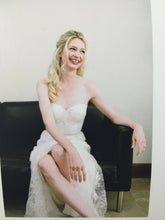 Load image into Gallery viewer, Monique Lhuillier &#39;Cheyenne&#39; - Monique Lhuillier - Nearly Newlywed Bridal Boutique - 4
