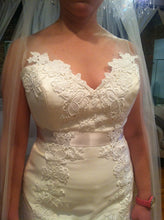 Load image into Gallery viewer, Tara Keely &#39;2352&#39; - Tara Keely - Nearly Newlywed Bridal Boutique - 2
