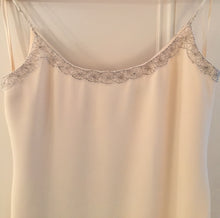Load image into Gallery viewer, Sheath Dress - Carolina Herrera - Nearly Newlywed Bridal Boutique - 4

