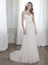 Load image into Gallery viewer, Maggie Sottero &#39;Patience&#39; - Maggie Sottero - Nearly Newlywed Bridal Boutique - 1
