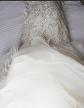 Load image into Gallery viewer, Lazaro &#39;3400&#39; - Lazaro - Nearly Newlywed Bridal Boutique - 2
