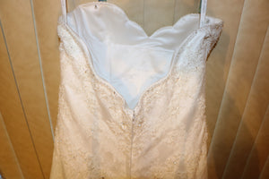 Alred Angelo '801' - alfred angelo - Nearly Newlywed Bridal Boutique - 5