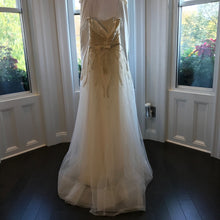 Load image into Gallery viewer, Reem Acra &#39;Sweetheart&#39; - Reem Acra - Nearly Newlywed Bridal Boutique - 4
