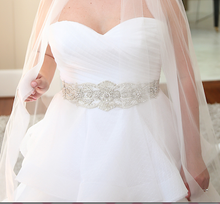 Load image into Gallery viewer, Judd Waddell &#39;Carly&#39; - Judd Waddell - Nearly Newlywed Bridal Boutique - 2
