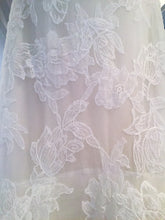 Load image into Gallery viewer, Vera Wang &#39;Leda&#39; size 6 used wedding dress close up of fabric
