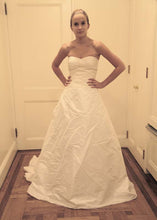 Load image into Gallery viewer, Reem Acra Silk Strapless A-line Wedding Dress - Reem Acra - Nearly Newlywed Bridal Boutique - 1
