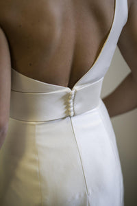 Amsale 'Hampton' One Shoulder Wedding Dress - Amsale - Nearly Newlywed Bridal Boutique - 4
