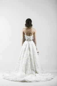 Dennis Basso 1112 White Organza Wedding Dress - Dennis Basso - Nearly Newlywed Bridal Boutique - 5
