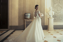 Load image into Gallery viewer, Suzanne Neville &#39;Bespoke&#39; - Suzanne Neville - Nearly Newlywed Bridal Boutique - 2
