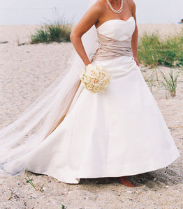 Carolina Herrera 'Mikado' - Carolina Herrera - Nearly Newlywed Bridal Boutique - 5