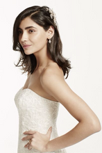 Load image into Gallery viewer, David&#39;s Bridal &#39;Sweetheart A Line&#39; - David&#39;s Bridal - Nearly Newlywed Bridal Boutique - 3
