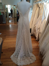 Load image into Gallery viewer, Angel Sanchez &#39;N001&#39; - Angel Sanchez - Nearly Newlywed Bridal Boutique - 4
