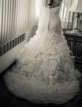 Load image into Gallery viewer, Mark Zunino &#39;MZ2 style 74514&#39; - mark zunino - Nearly Newlywed Bridal Boutique - 4

