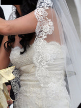 Load image into Gallery viewer, Manuel Mota &#39;Tunez&#39; - Manuel Mota - Nearly Newlywed Bridal Boutique - 5
