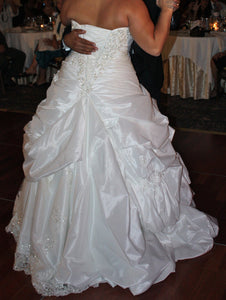 Maggie Sottero 'Sabelle' size 14 used wedding dress back view on bride