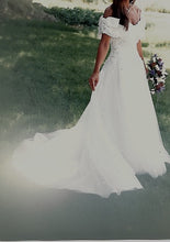 Load image into Gallery viewer, Frank Masandrea Diamond Collection Gown - unknown - Nearly Newlywed Bridal Boutique - 1
