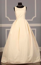 Load image into Gallery viewer, Amsale &#39;Astor&#39; - Amsale - Nearly Newlywed Bridal Boutique - 4
