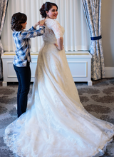 Load image into Gallery viewer, Demetrios &#39;1473&#39; size 12 used wedding dress side view on bride
