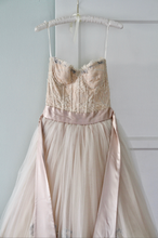 Load image into Gallery viewer, Vera Wang &#39;Emmeline&#39; size 2 used wedding dress front view on hanger
