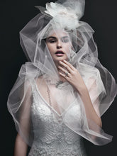 Load image into Gallery viewer, Maggie Sottero &#39;Gwynth&#39; - Maggie Sottero - Nearly Newlywed Bridal Boutique - 4

