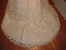 Load image into Gallery viewer, Jim Hjelm &#39;Custom Inspired Gown&#39; - Jim Hjelm - Nearly Newlywed Bridal Boutique - 5
