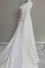Load image into Gallery viewer, Custom &#39;Meagan Schlottmann&#39;  size 16 used wedding dress side view on hanger
