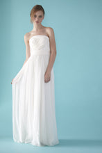 Load image into Gallery viewer, Love, Yu &#39;Clover&#39; - Love, Yu - Nearly Newlywed Bridal Boutique - 1
