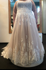 Stella York '6385ZZLU' wedding dress size-34 NEW