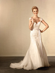 Alfred Angelo '1716161' - alfred angelo - Nearly Newlywed Bridal Boutique - 5