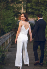Load image into Gallery viewer, BHLDN &#39;Amsale Allison Jumpsuit&#39; wedding dress size-04 PREOWNED

