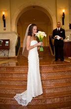 Load image into Gallery viewer, Monique Lhuillier &#39;Gemma&#39; - Monique Lhuillier - Nearly Newlywed Bridal Boutique - 1
