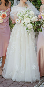 Watters 'Fae #63700B' wedding dress size-00 PREOWNED