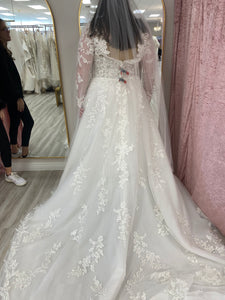 Allure Bridals '10-1062' wedding dress size-16 NEW