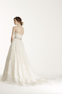 Melissa Sweet '251001' size 14 sample wedding dress back view on model