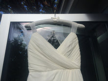 Load image into Gallery viewer, Hayley Paige &#39;Jordan&#39; - Hayley Paige - Nearly Newlywed Bridal Boutique - 1
