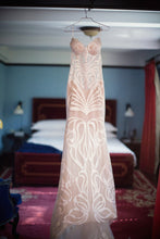 Load image into Gallery viewer, Pnina Tornai &#39;Butterfly&#39; size 2 sample wedding dress front view on hanger

