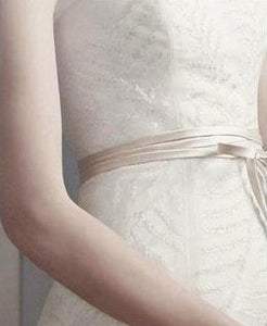 Vera Wang 'Fern Embroidery' - Vera Wang - Nearly Newlywed Bridal Boutique - 2