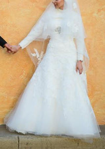 Ivory Lace A-line Wedding Dress - Blue - Nearly Newlywed Bridal Boutique - 3