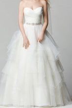 Load image into Gallery viewer, Wtoo &#39;Cecelia&#39; - Wtoo - Nearly Newlywed Bridal Boutique - 4
